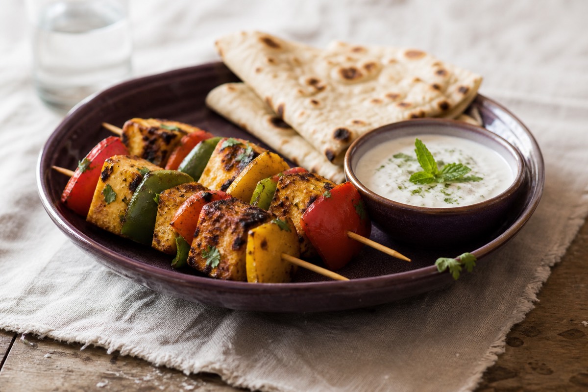 Tandoori paneer & pepper skewers with mint raita