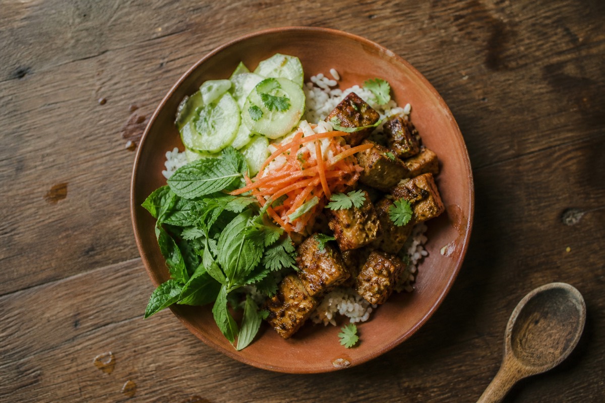 Lemongrass tofu banh mi bowl