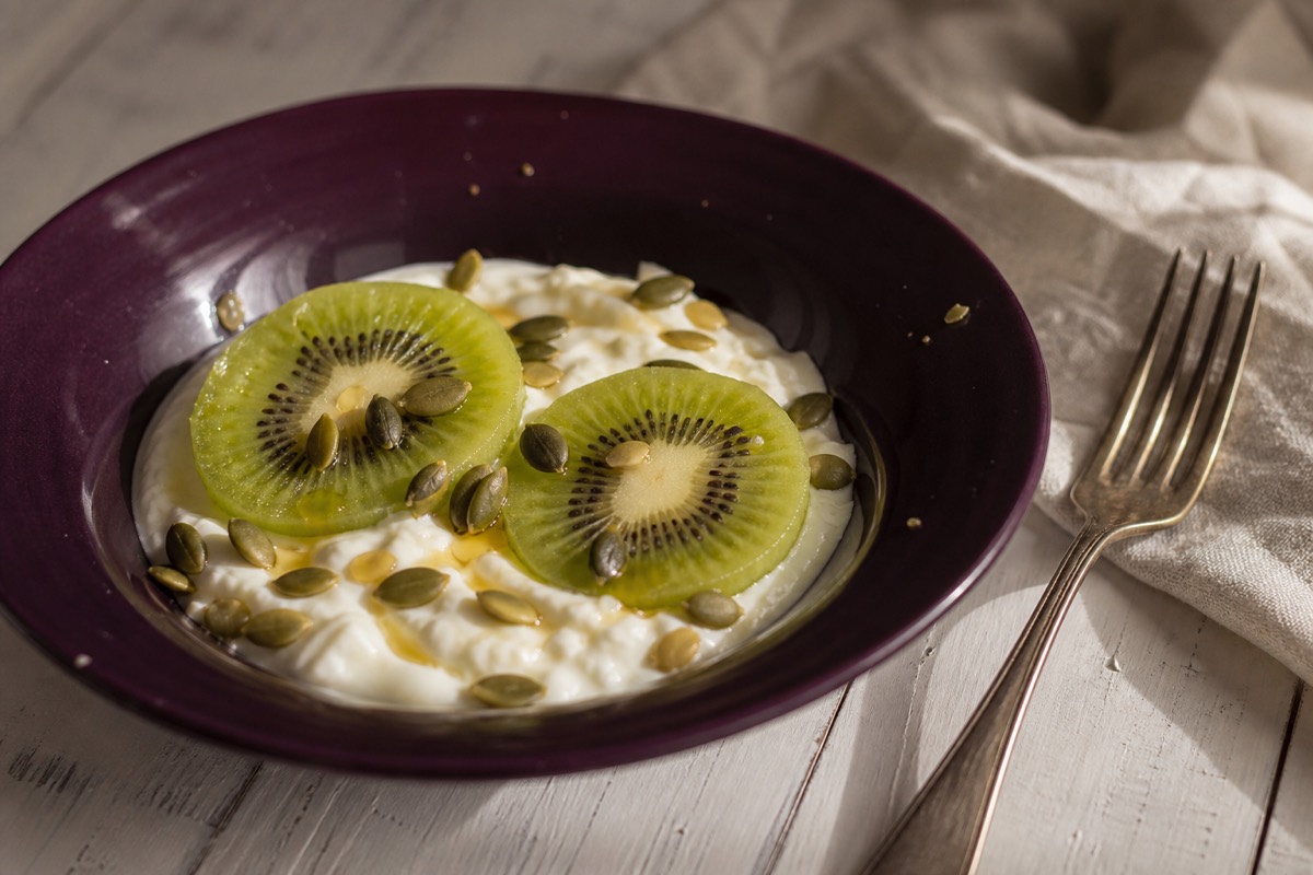Two-kiwi bedtime yogurt bowl