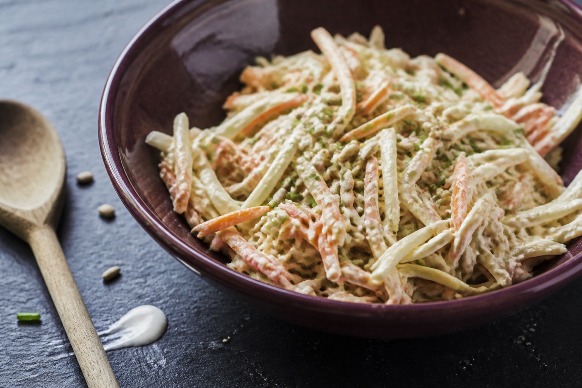 Jerusalem artichoke & apple prebiotic slaw